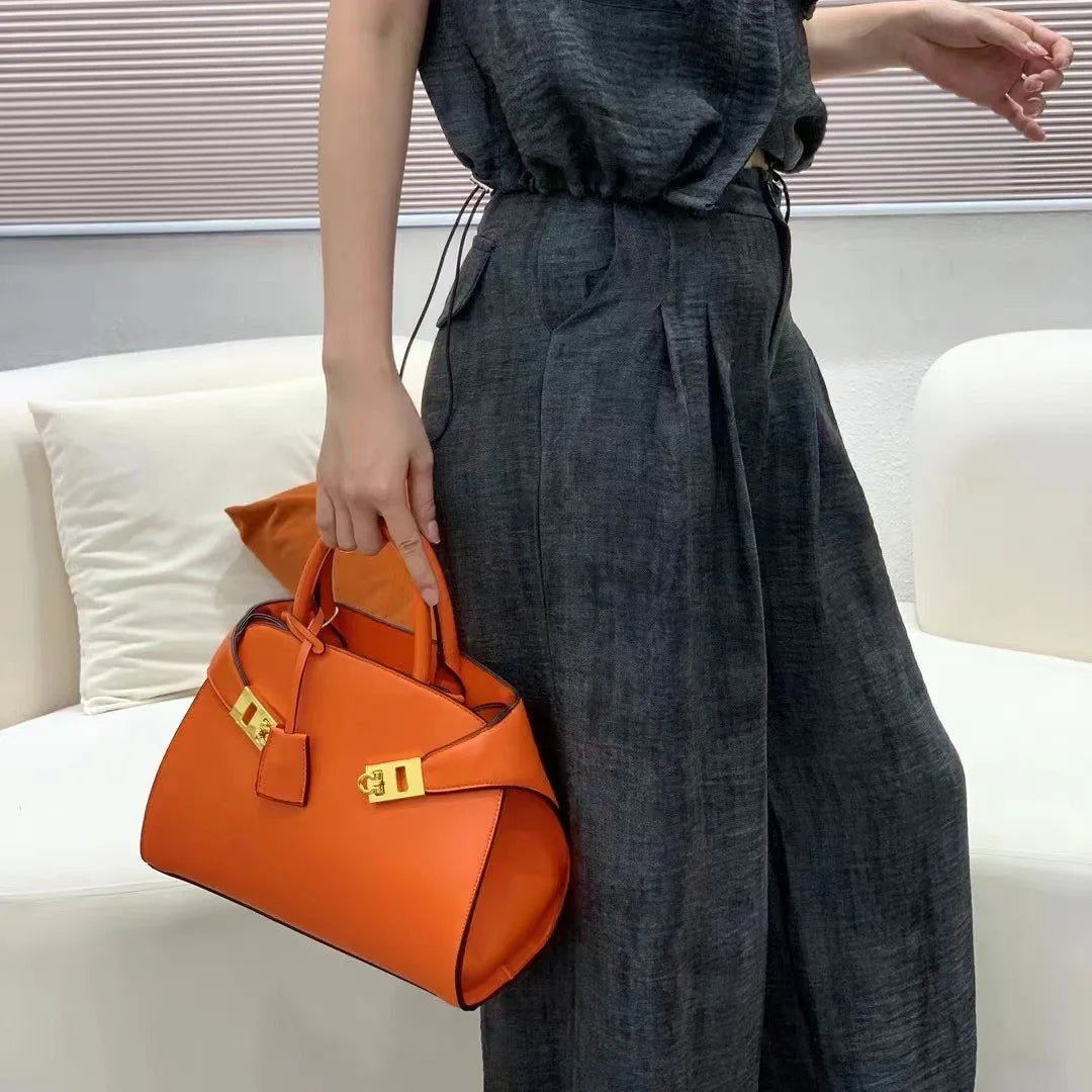 Muschel-Umhängetasche – Elegante Tasche aus PU-Leder
