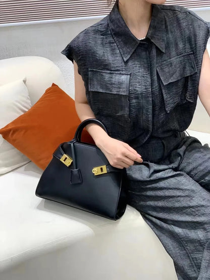 Muschel-Umhängetasche – Elegante Tasche aus PU-Leder