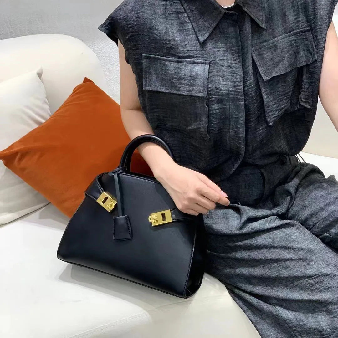 Muschel-Umhängetasche – Elegante Tasche aus PU-Leder